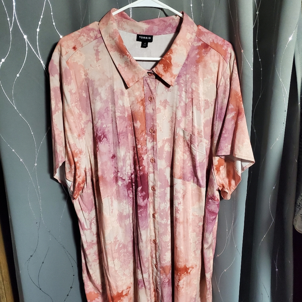 Torrid Pink button down, collar blouse